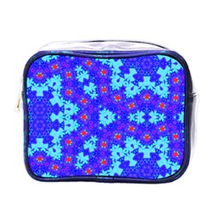 Blueberry Mini Toiletries Bag (one Side) by LW323