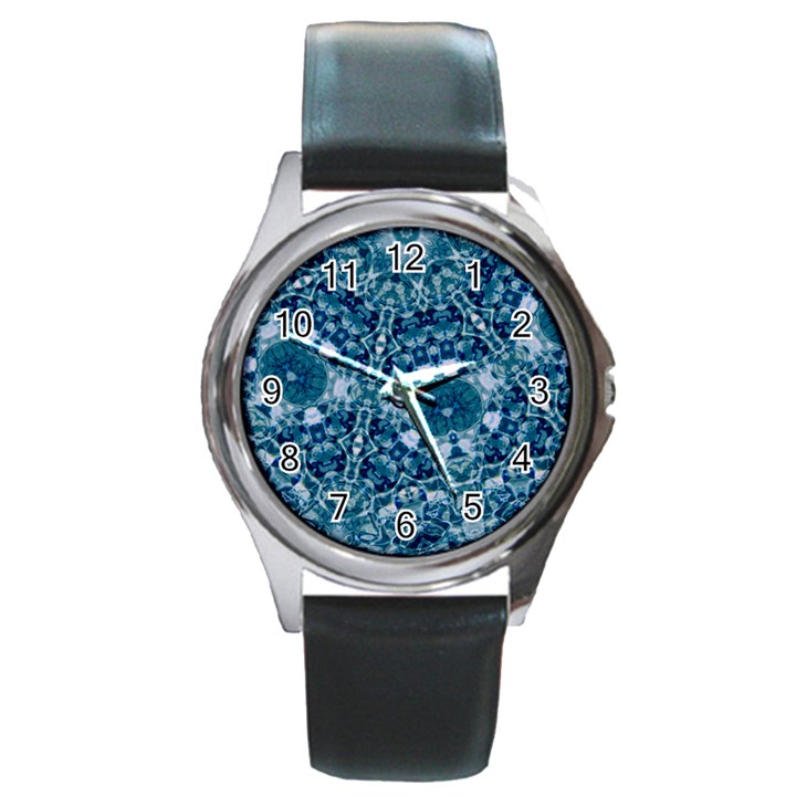 Blue Heavens Round Metal Watch