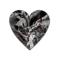 Crosses Heart Magnet by LW323