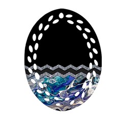 Blue Ocean Minimal Liquid Painting Ornament (Oval Filigree)