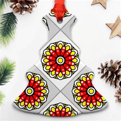 Mandala Modern Forme Geometrique Ornament (christmas Tree)  by byali