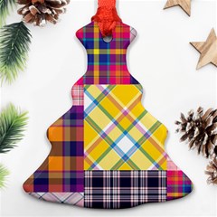 Checks Pattern Ornament (Christmas Tree) 