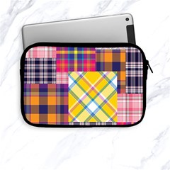 Checks Pattern Apple iPad Mini Zipper Cases