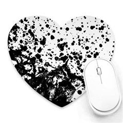 Black And White Abstract Liquid Design Heart Mousepads