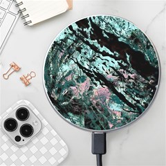 Shallow Water Wireless Charger by MRNStudios