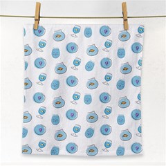 Aquarium With Fish Face Towel