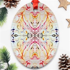 Painted Web Repeats Ornament (Oval)