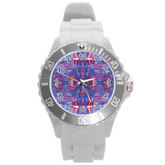 Red Blue Repeats Round Plastic Sport Watch (L)