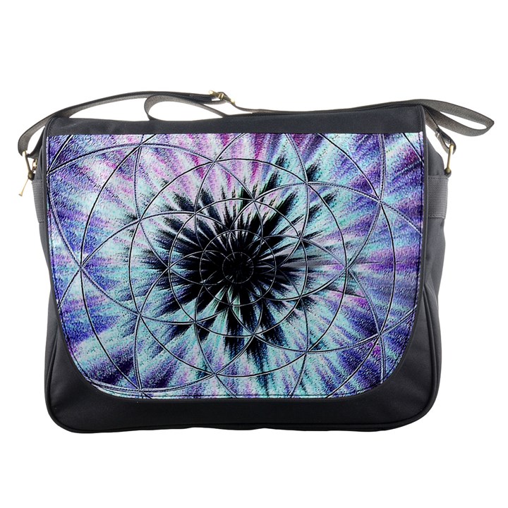 Expansion Messenger Bag