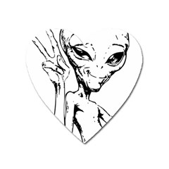 Paul Alien Heart Magnet by KenArtShop