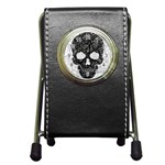 Black skull on white Pen Holder Desk Clock Front