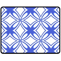 Pattern 6-21-4c Fleece Blanket (medium)  by PatternFactory