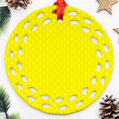 Soft Pattern Yellow Round Filigree Ornament (two Sides) by PatternFactory