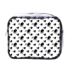 Sketchy Style Black Birds Motif Pattern Mini Toiletries Bag (one Side)