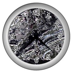 Masik Wall Clock (silver) by MRNStudios