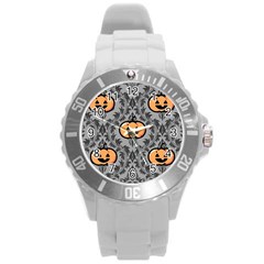 Pumpkin Pattern Round Plastic Sport Watch (l) by NerdySparkleGoth