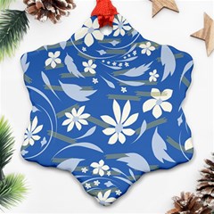 Folk Flowers Pattern Ornament (snowflake) by Eskimos