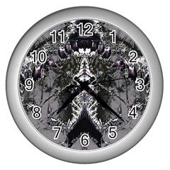 Alien Deco Wall Clock (silver) by MRNStudios