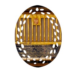 Radio-old-tube-radio-nostalgia Ornament (Oval Filigree)