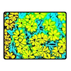 Chrysanthemums Fleece Blanket (small)