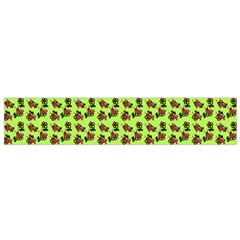 Cute Deer Pattern Green Small Flano Scarf