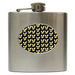 Pinelips Hip Flask (6 Oz) by Sparkle