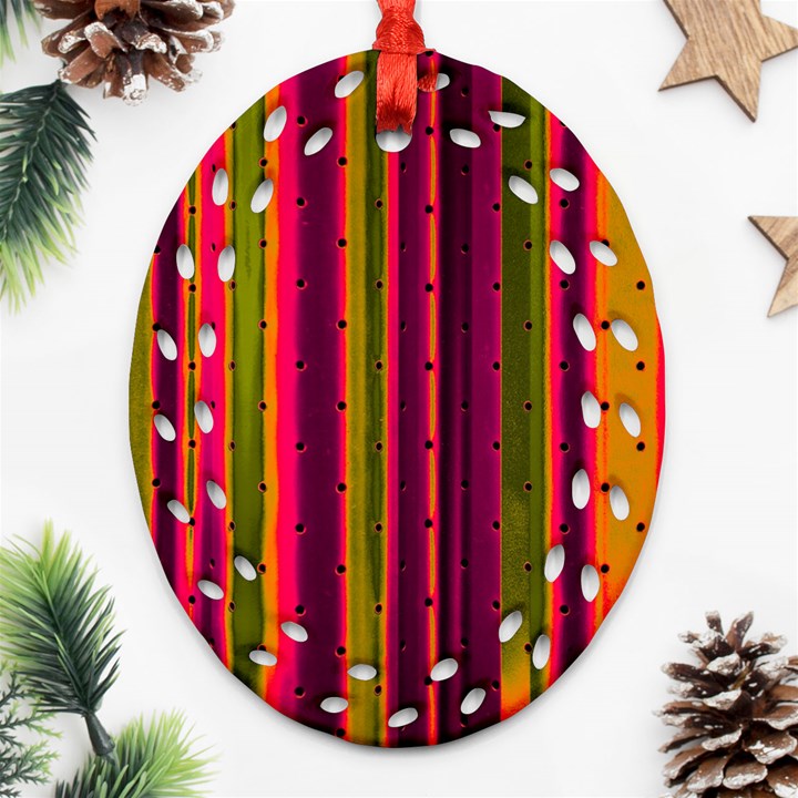 Warped Stripy Dots Ornament (Oval Filigree)