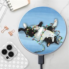 Christmas Cat Wireless Charger by Blueketchupshop