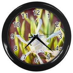 The Little Star On The Sand Wall Clock (black)