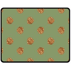 Pine Cones Green Fleece Blanket (medium) 