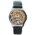 Sea-shells Bg Round Metal Watch Front