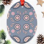 Floral folk damask pattern Fantasy flowers Floral geometric fantasy Ornament (Oval) Front