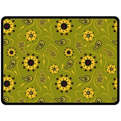 Floral Pattern Paisley Style  Fleece Blanket (large)  by Eskimos