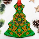 Stars Of Decorative Colorful And Peaceful  Flowers Ornament (Christmas Tree)  Front