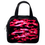 Using as a basis the wave action from the Aegean Sea, and following specific technics in capture and post-process, I have created that abstract series, based on the water flow. Classic Handbag (One Si Front