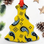 Floral pattern paisley style Paisley print  Doodle background Christmas Tree Ornament (Two Sides) Front