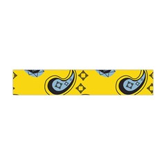 Floral pattern paisley style Paisley print  Doodle background Flano Scarf (Mini)