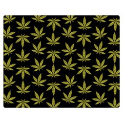 Weed Pattern Double Sided Flano Blanket (Medium) 