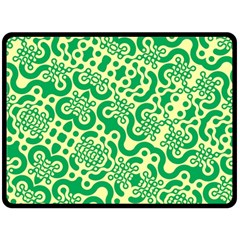 Liquid Art Pouring Abstract Seamless Pattern Lover Green Maze Fleece Blanket (large)  by artico