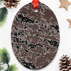 Brown And Black Abstract Vivid Texture Ornament (oval)