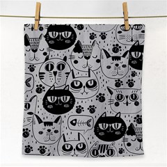 Black Outline Cat Heads Face Towel by crcustomgifts