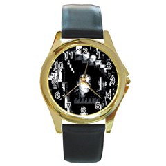 Mrn Echo Round Gold Metal Watch by MRNStudios