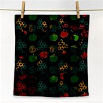 Apples Honey Honeycombs Pattern Face Towel Front