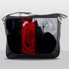 Roses Rouge Fleurs Messenger Bag by kcreatif