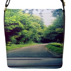 Photo Vue Sur Forêt  Flap Closure Messenger Bag (s) by kcreatif