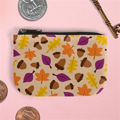 Seamless Verson Of Fal Pattern Mini Coin Purse