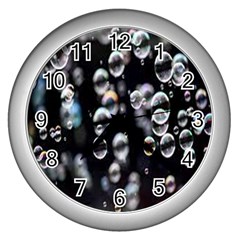 Bubble Wall Clock (silver) by artworkshop