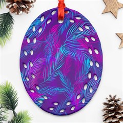 Leaf-pattern-with-neon-purple-background Oval Filigree Ornament (two Sides)