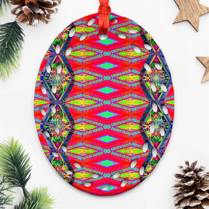 Psychedelio Ornament (Oval Filigree)