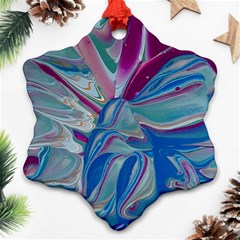 The Painted Shell Ornament (snowflake) by kaleidomarblingart